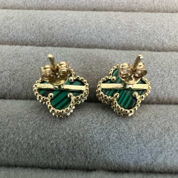 ‼️Sale‼️Real 18K Dubai Gold Green Malachite 🍀 Stud earrings - Picture 2 of 3